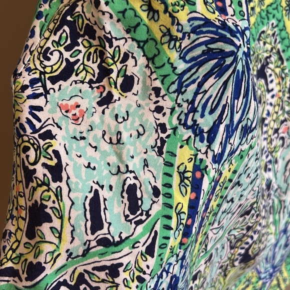 Lilly Pulitzer Cap Sleeve floral Print Top Rayon Size Small - Picture 10 of 10